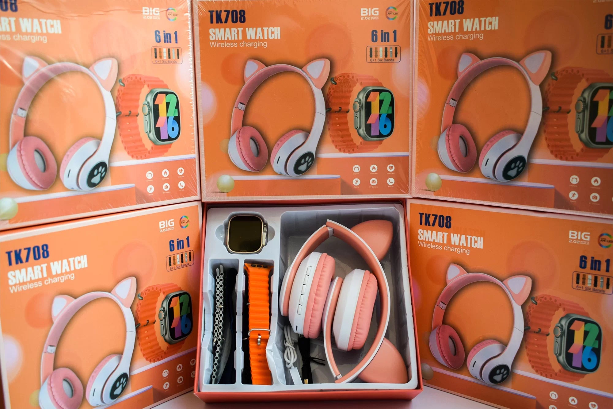 TK708 ( Kitty BT Headphones + Watch Ultra + 7 Straps )